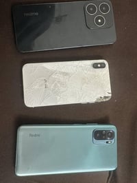 جهاز  3للبيع اثنينهم شغال  آيفون xيشتغل ذاكرة 64 ￼￼ بطارية 100￼￼ ￼￼ سع...