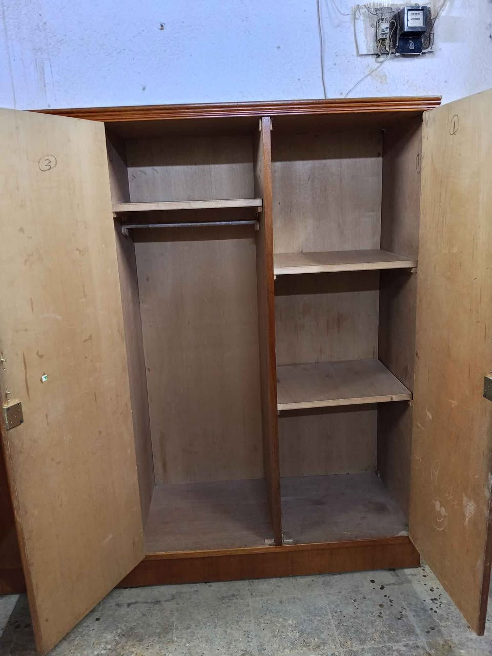 قنصور 5 ابواب نضيف وثقيل وضهرو جمبر السعر 185 للأتصال *********** أو *********** موصل, نينوى
