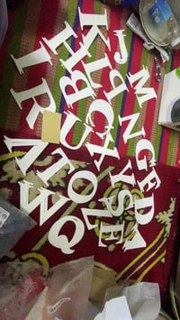 حروف مكررة • ديكور بيت • زخرفة