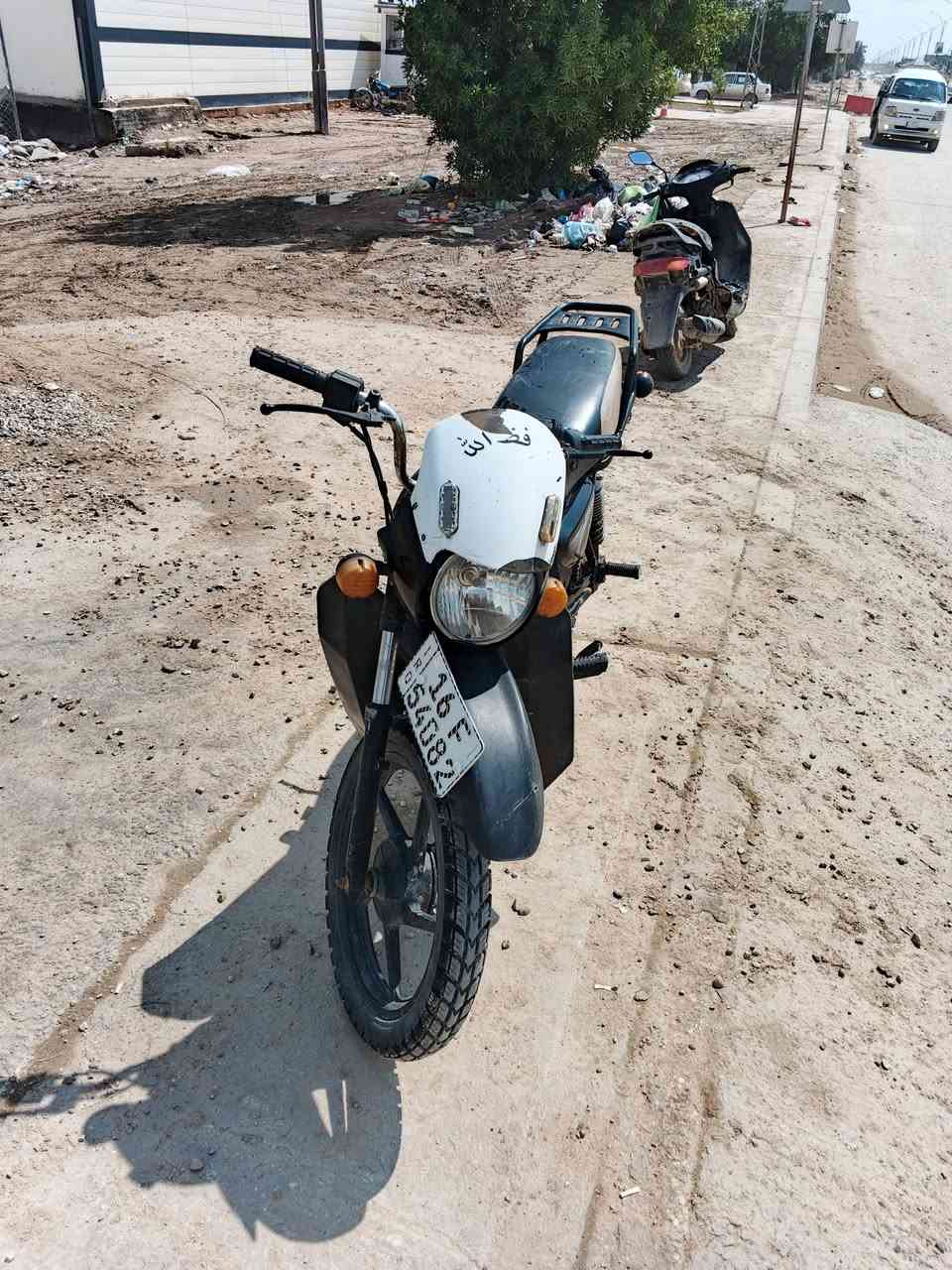 دراجه بوكسر موديل 21 سنويه بسمي+ ارقام انكليزي هزه جديده نظافه كهربائيات خير من الله مكاني ديوانيه سعر  واحد 100 وبيهة مجال رقني بي واتساب انتصال هاذه الرقم ***********
