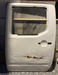 باب خلفي • نافارا • البصرة