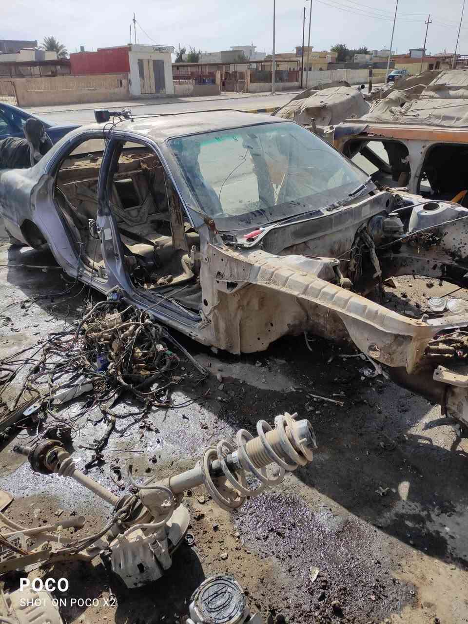 السلام عليكم يوجد اغراض واندوم تفليش روبل اوميه تفتيش بطه تفليش تمارك تفليش كل انواع السيارات موجوده يمها ايش تحتاج من جير محرك صدر سيارات كور اتصل وتدلل تامر امر ***********
