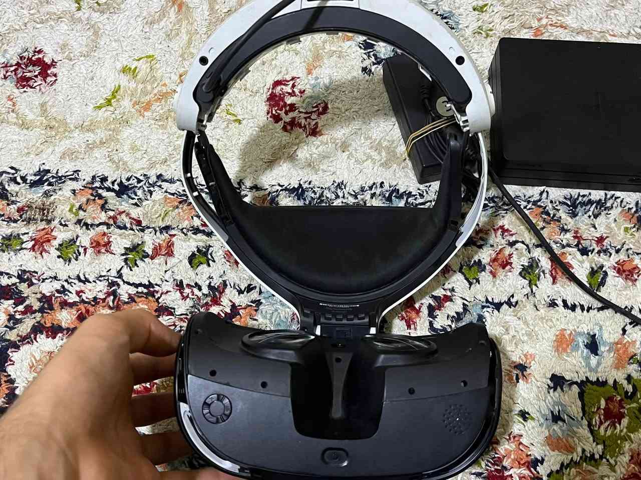 PlayStation VR 1
يشتغل مضبوط بس الأغطية مالته أغلبها مكسورة وواقعة
سعر ٣٠ الف 
توصیل مجاني


**إذا كنت صاحب هذا الإعلان وتريد حذفه لأي سبب، رجاءا أرسل رسالة إلى الدعم الفني**