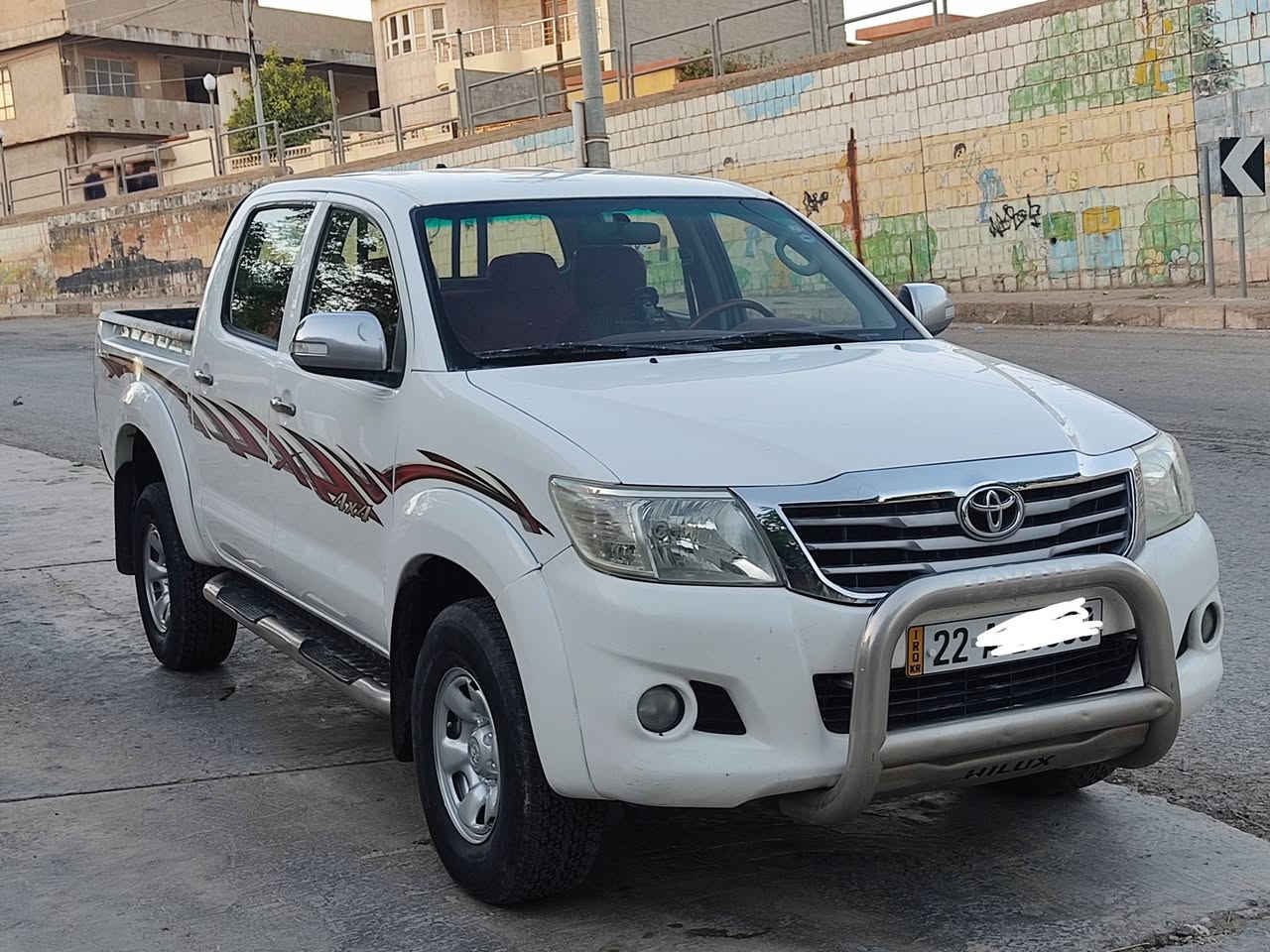 مەرزی 2013گازە  دەبل ئەکسل بی بۆیاخ مەکینەو گیڕی بەشەرت نەکراوەتۆ سەنەوی تا2028تازەیە تایەی تازەیە سعری180گەڵاو ماعمەلە شوین سلیمانی  ***********      ***********
