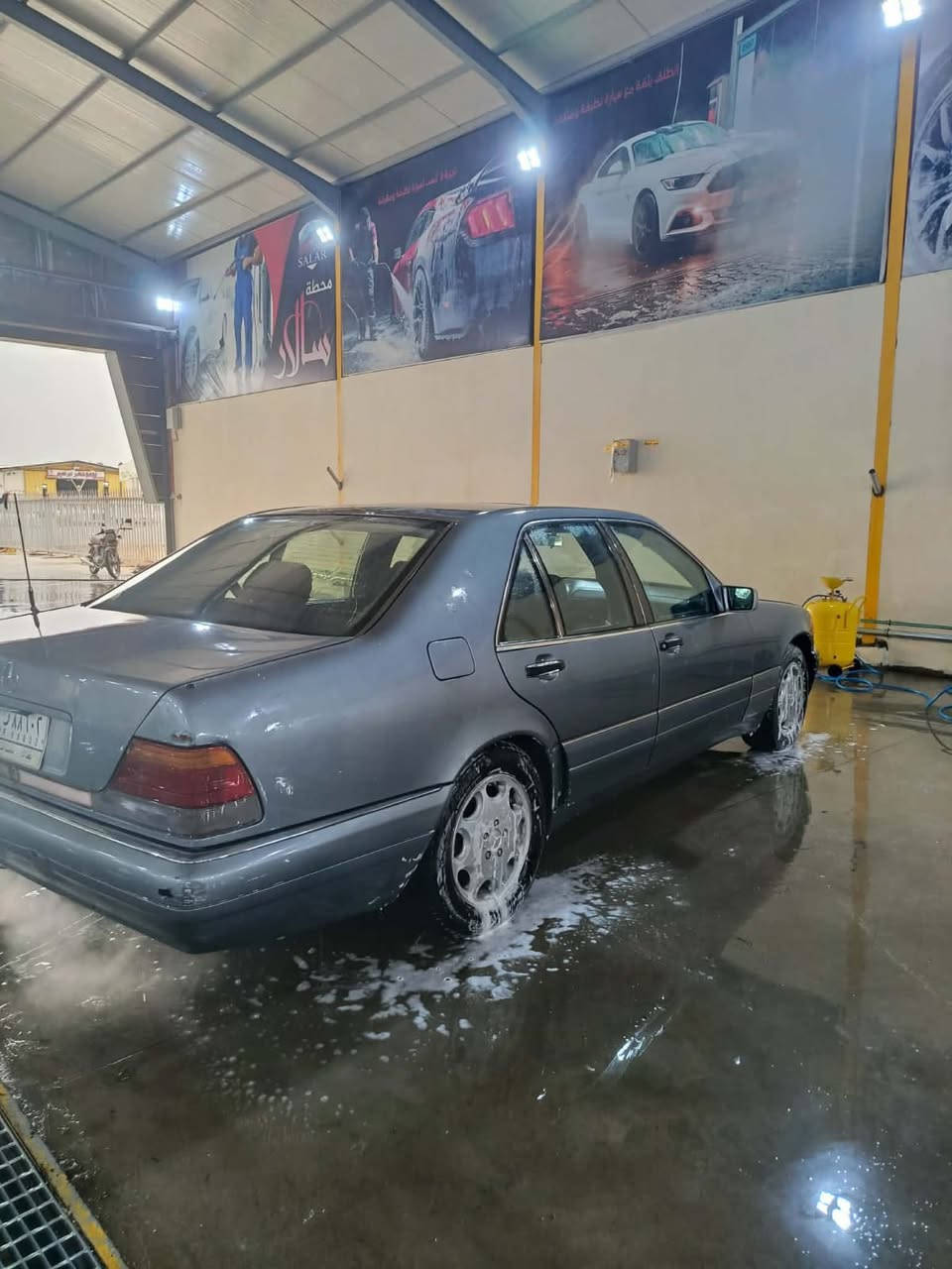 السلام وعليكم للبيع او مراوس شبح للبيع موديل 1992 لون سلفري فول مواصفات اربعة جام كهرباء كشنات كهرباء سلايت  دبل مروحة كشنات مخمل نيلي بلاد تبريد بيانو تدفئة تبريد شغال كير اوفر دي فور مكينة ٣٢٠  منضومة غاز ويا السيارة كاملة رقم بغداد  السيارة مكفولة كفالة عامة سيارة جديدة لوك السعر  للاستفسار ‭0773 194 9507‬
