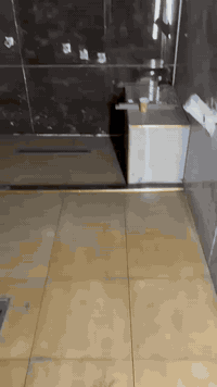 سلام عليكم خلفه سرميك مصري درجة اول جميع انواع السرميك مرمر وكاشي رقم الواتس ***********
