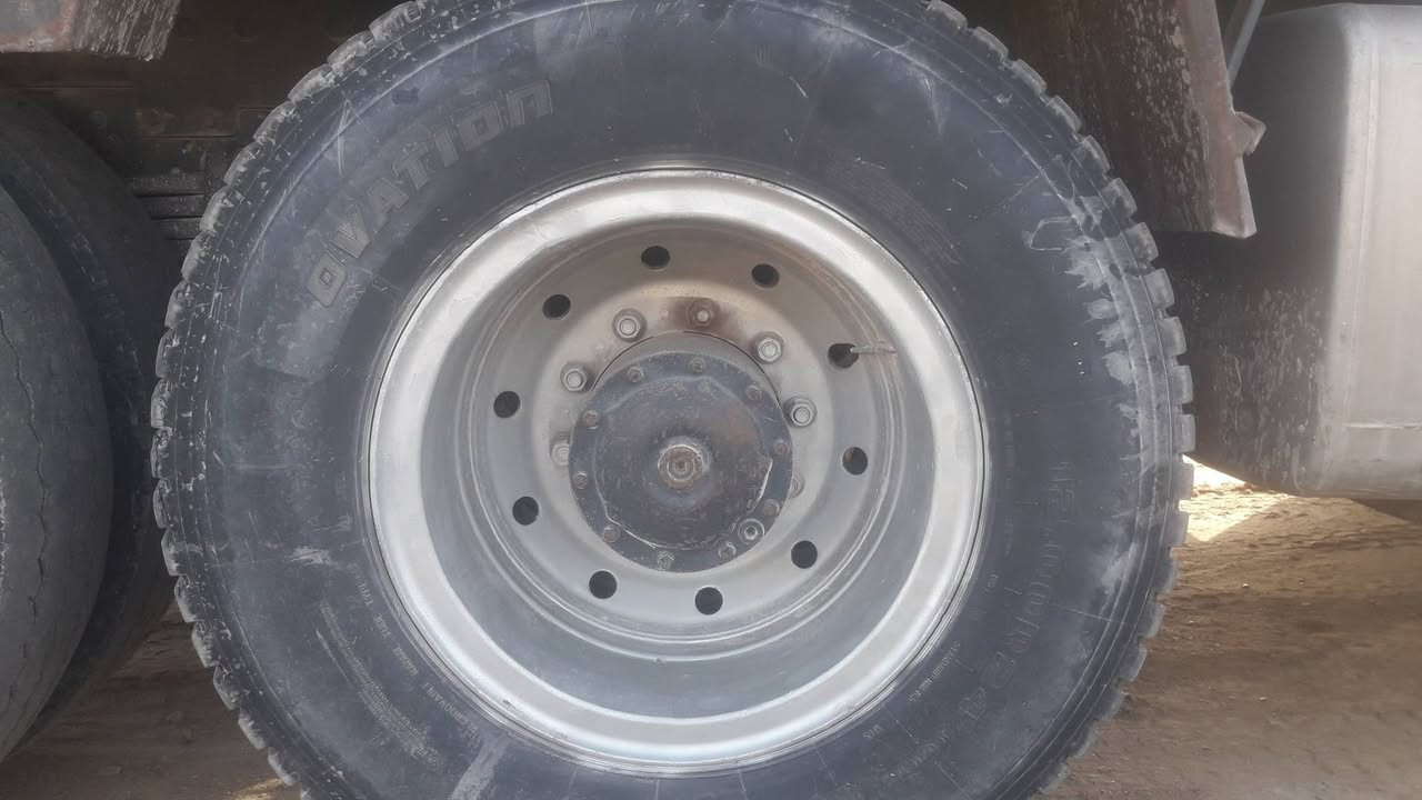 عندي اربع زواج صاج اريد مراوس   ويل برماق    ***********
