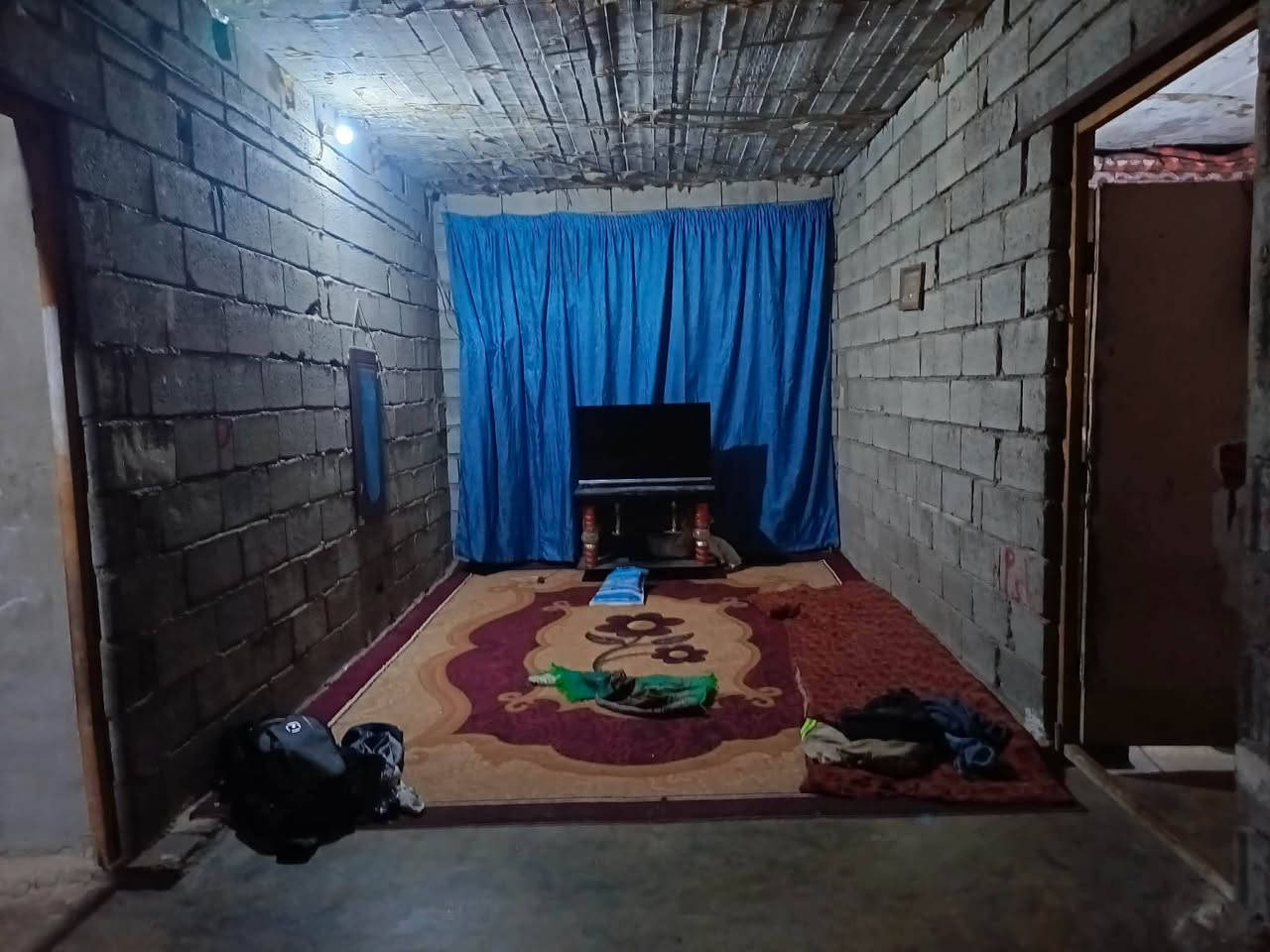 بيت للبيع 400 متر جبير كلش غرفتين

 نوم+هول جبير +مطبخ+ربعه 

حديقته 50 متر حوشه 100 متر كدام البيت مصبوب 100متر 

يعني تأخذه ما تخسر والله عنوان حزيران ثاني فرع من موقف كوسترات حزيران.. 

سعره 17 بي مجال إخوان البيت صب غرفه نوم سقف ثانوي


**إذا كنت صاحب هذا الإعلان وتريد حذفه لأي سبب، رجاءا أرسل رسالة إلى الدعم الفني**