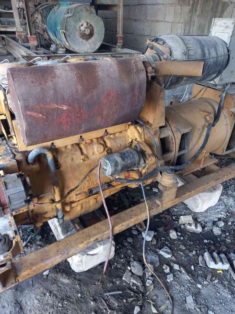 مولد دويز الماني ٤بستم ٤٠كيفي سيت بلاد تشغيل واطفاء اوتو السعر ٣٢ بيه مجال الشراي يتصل ***********   ***********
