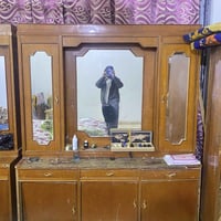 غرفه البيع  قيم الغرفه واخذها  التواصل عبر الوتساب 07828849965