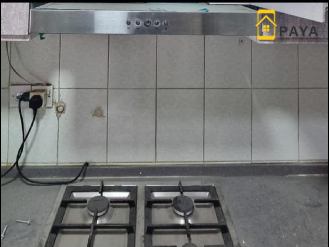 شقة للايجار في نفق الشرطة الفرع  ركن مقابيل ابو طيبة 

مساحة 106م
طابق 2
صالة
مطبخ مجهز كاونتر
غرف نوم 3
خدمات 1
حديثة ونظيفة ومصبوغة

سعر الايجار الشهري / 750 الف
فقط عوائل
***********
