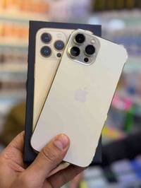 ايفون13برو ماكس للبيع ذاكره 256 تلفون وعلى ايدي جهاز بطاريه 94بغداد ال...