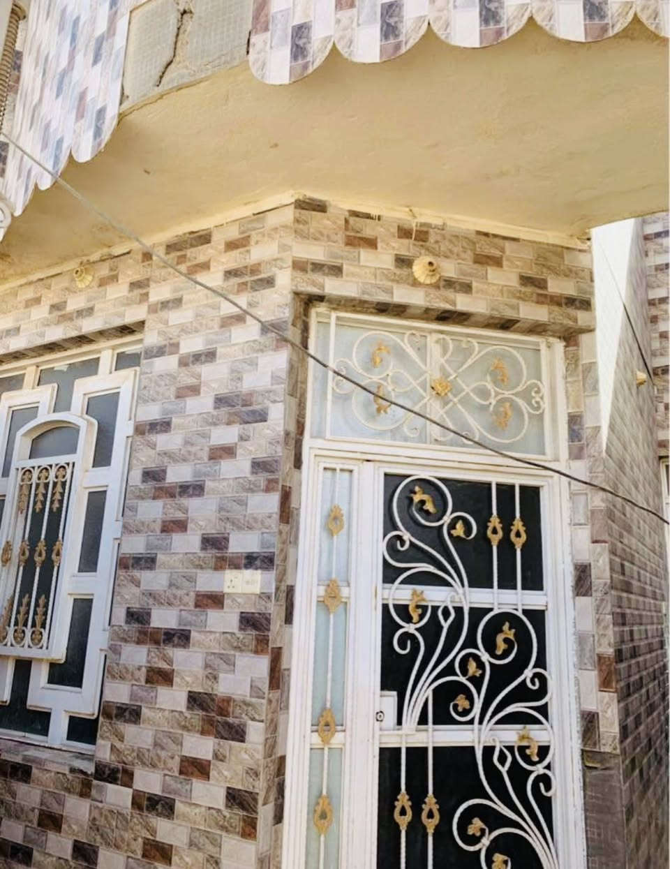 دار ايجار 100 متر حي الوفاء غرفه وصاله ومطبخ واستقبال كاشي سيراميك جاهز للاستفسار واتساب فقط
***********
