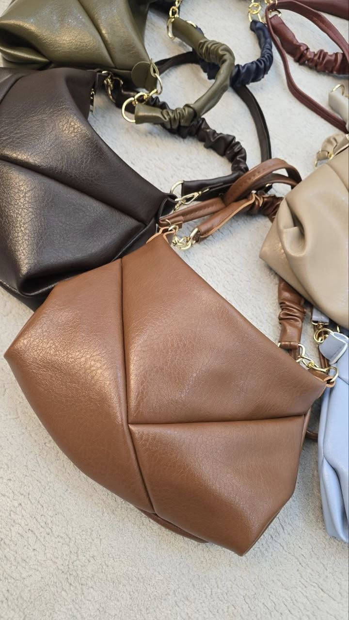 �✨ رمضان مبارك عليكم جميعاً ✨🌙
أروع صيحات الموضة والأناقة 👛🔥

🔥🎁 عرض خاص بمناسبة الشهر الفضيل 🎁🔥
اشتري 3 حقائب تركية
الرابعة هدية مع توصيل مجاني 🚚✨

📦 الكمية محدودة… احجز الآن قبل نفاد العرض

https://t.me/frashamoda


**إذا كنت صاحب هذا الإعلان وتريد حذفه لأي سبب، رجاءا أرسل رسالة إلى الدعم الفني**