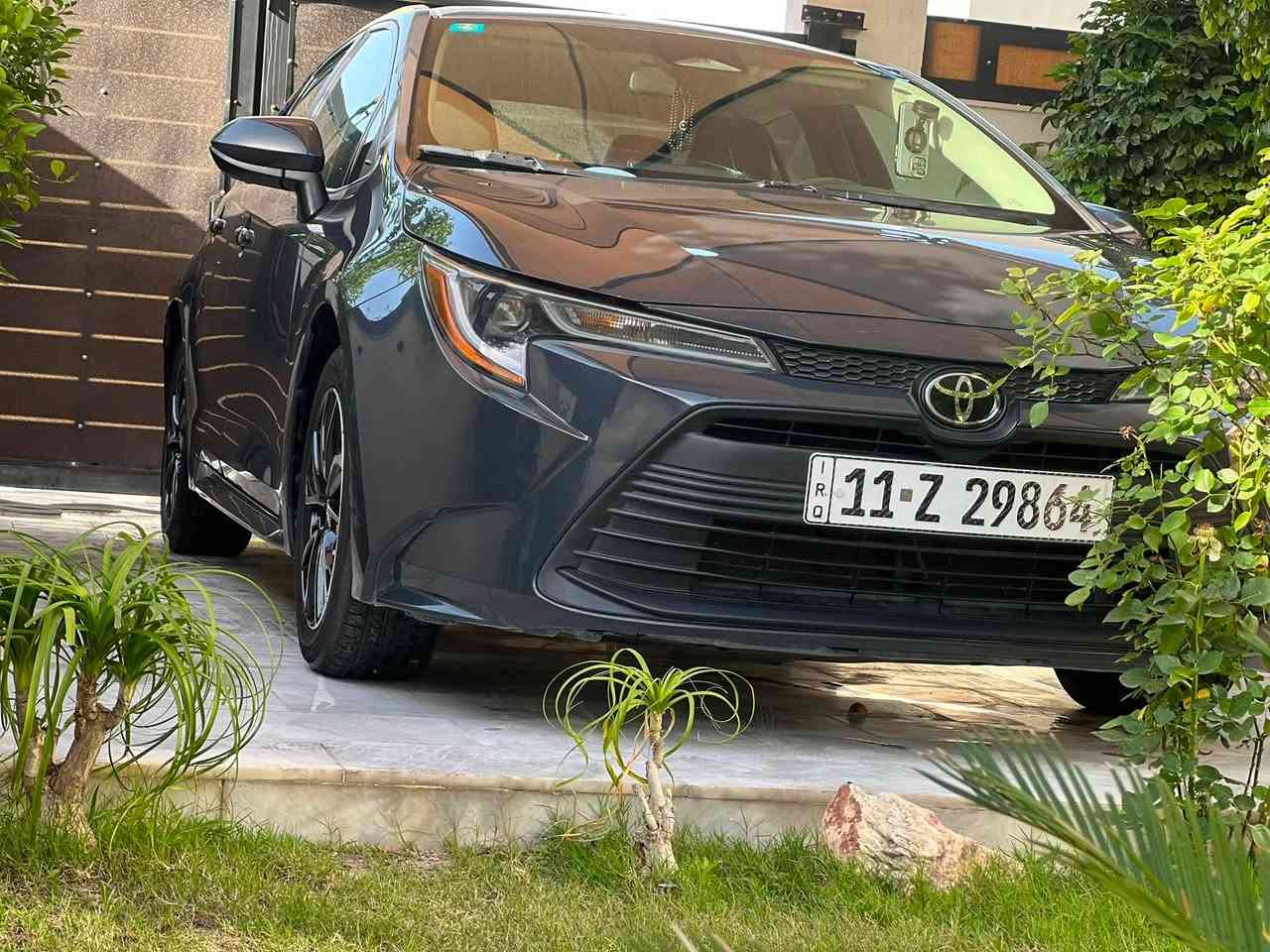 السلام عليكم كورلا 23 ياباني وارد امريكي (بيع مستعجل)
قبل كلشي السياره كلش جديده ونظيفه على ايدي 

بدون حادث داخله بتقرير  غرق 13%  للدوسه وصورة التأشيره بالمنشور تعمل وتسير من امريكا بدون اي ضرر 

لون سمنتي مميز اللون الجديد

داخل ابيض 

شاشه كبيرة بدون حواف 

هاند بصمه 

رادار توقف ذاتي كله شغال 

ويل كب 16 اني شاده جديد فتح كارتونه غير مستخدم 

ماشيه 54 mi

ارضية جلد 

رقم بغداد باسمي شخصياً 

السياره بلاديه لحد الان بدون لا صبغ ولا تبديل

السعر 142 سعر نهائي غير قابل للتفاوض 

ماكو هيج سعر بهيج نظافه 

مكاني بعقوبه 

*********** 

أ. مهند
