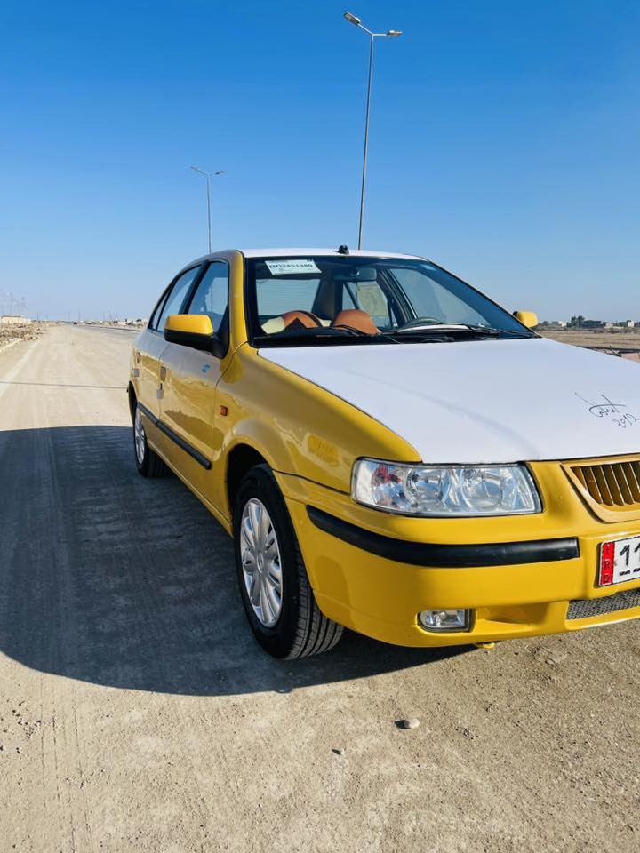 السلام عليكم سمند موديل 2012 السيارة خير من  الله رقم نكليزي مصفرة هيئة وغرامة سنوية لل30 صدر خلفي امامي جديد تخم تاير جديدي مكاني بغداد السعر 43  وبيهة مجال الرقم ***********
