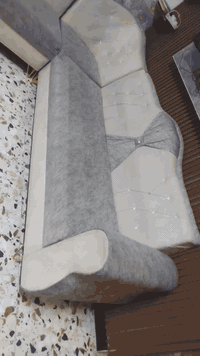 عندي ديوان 18 مقعد للبيع استفسار الاتصال على الرقم ٠٧٨٠٠٨٥٨٥٠٤