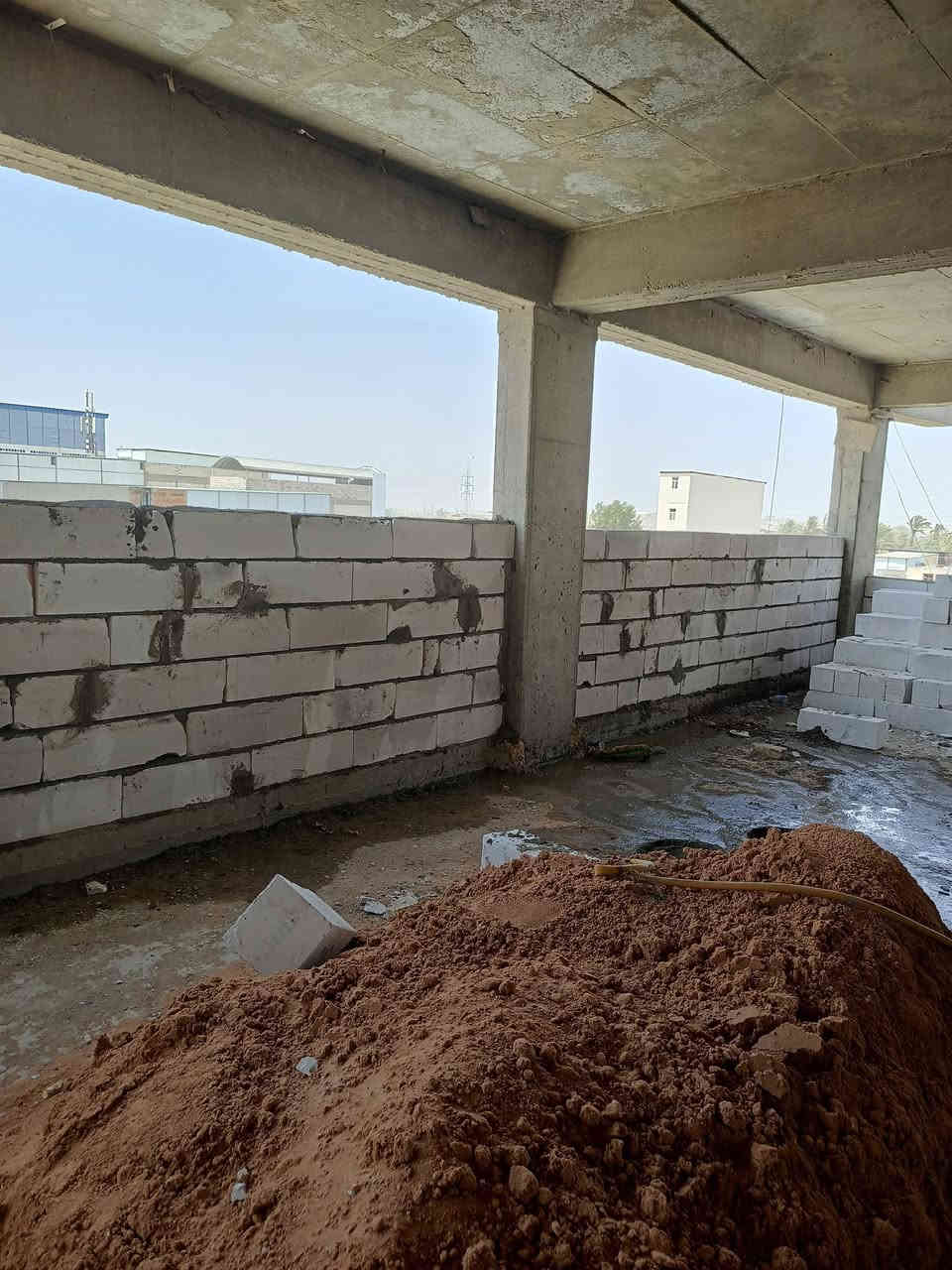 السلام عليكم خلفه ابو محمد 
لبخ سمنت جص بورك كاشي سيراميك بناء بلوك طابوك تفليش ترميم لبخ واجهات تطبيك مقرنص صبغ نشتغل كافه العمل الاسعار المناسبه جوه سوك حالين فارغ اتصل وخادم ***********
