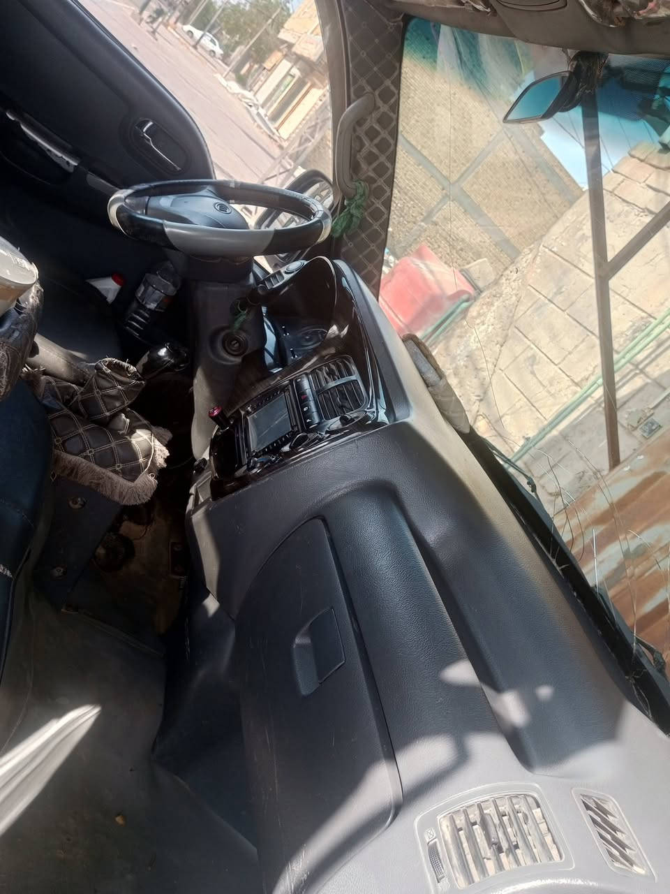 سلام عليكم سياره للبيع جاهزه عله اخر حبايه ما عوزه شي مسكر مكينه وكير وتبريد خير من الله موديل 2012
مكاني ناصريه مركز سعر 105 وشراي بي خير ويدلل بسمي سياره شراي اتصل هاذ رقمي***********

