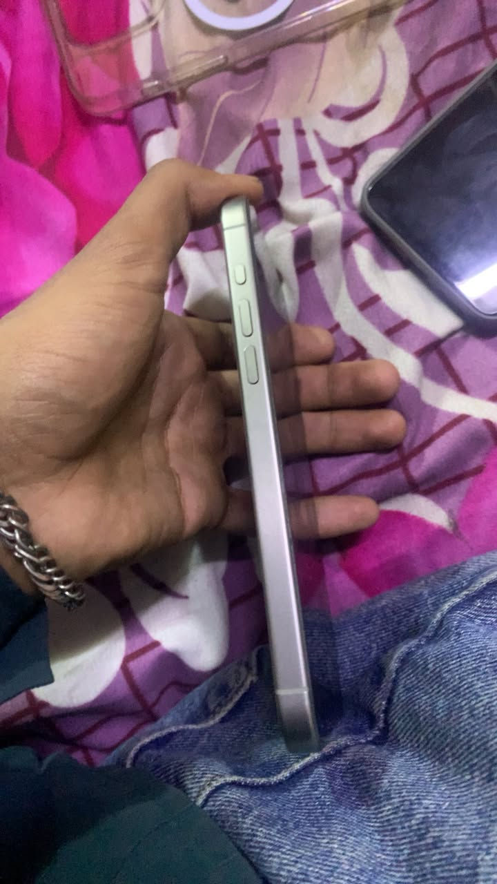 ايفون 15 برو ماكس ايسم ذاكره 256 بطاريه 87
اتصال ***********
واتس ***********
السعر مليون و50 وبي مجال بسيط
