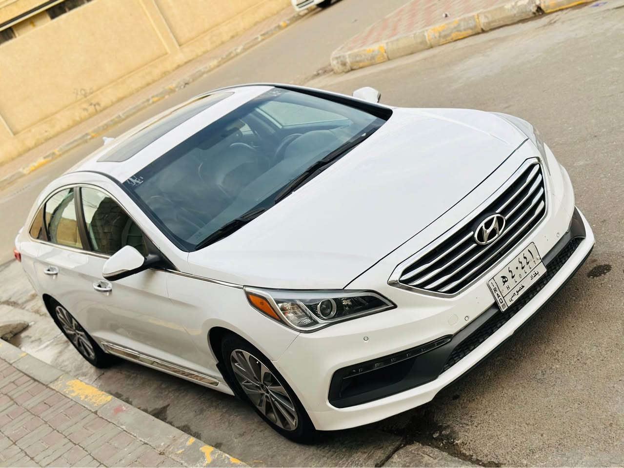 السلام عليكم 🌹🌹 للبيع 
سوناتا موديل 2016 
وارد امريكي رقم بغداد تحويل مباشر 
حادث بنيد فقط مبدل بدون دواخل شرط 
مواصفات فول سبورت  SPORT
🍀شاشه جبيره 
🍀كامره 
🍀تحكمات ستيرن 
🍀بصمه تشغيل وابواب 
🍀سلايت 
🍀كشنات جلد وكهرباء 
🍀رادار جانبي وخلفي 
🍀حساس خلفي 
🍀تبريد قطعتين 
🍀اشاير مري 
🍀محرك 2400 
🍀ويل ١٧ كروم 
🍀السياره جديده وجاهزه
🍀ماشيه ١١٩ ميل 
السعر 142 ورقه وبيه مجال 
والشراي يتفضل 
***********
*********** العنوان فلوجه الفلوجة, الأنبار
