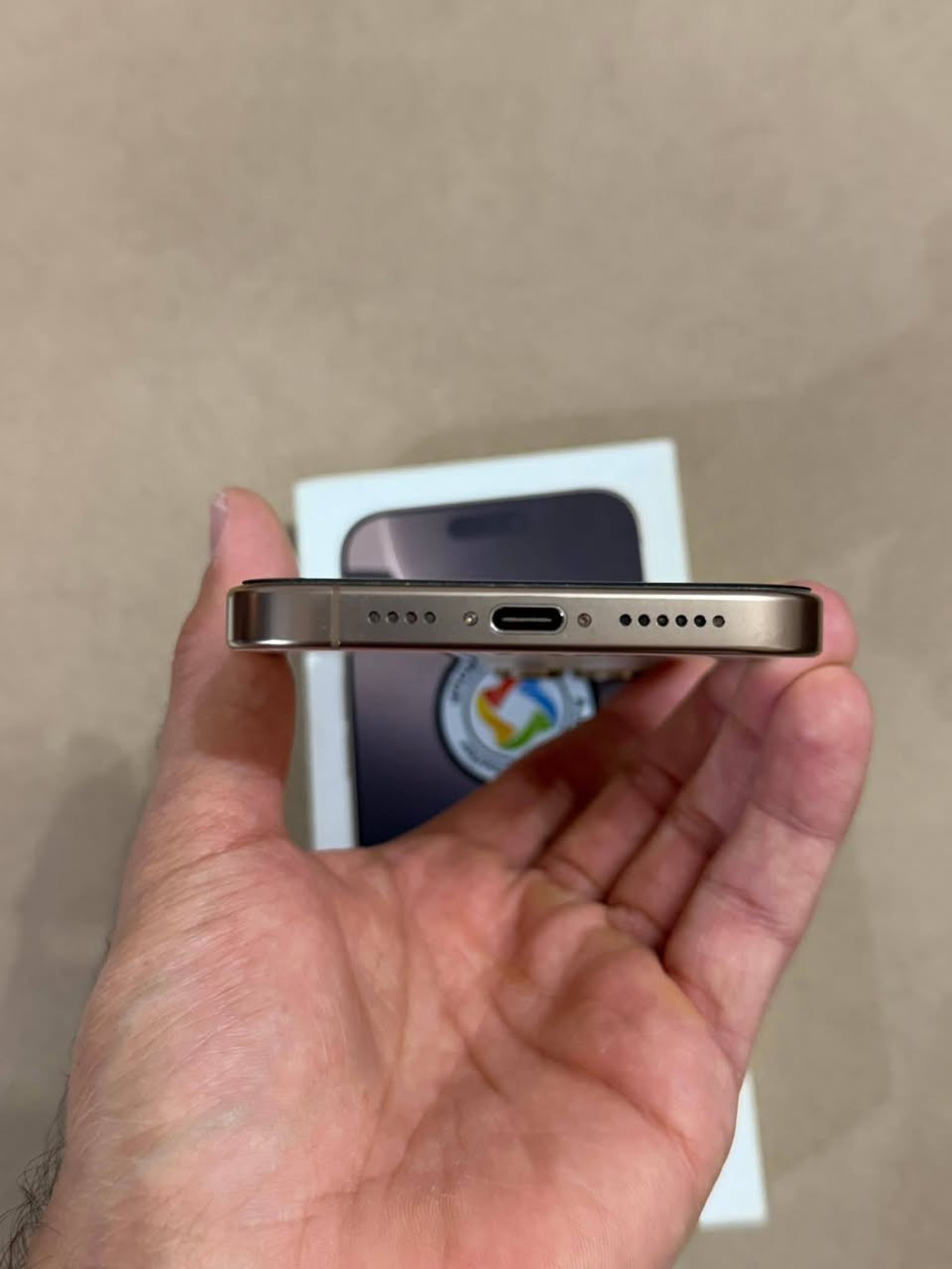 ايفون 16 برو ماكس  مقفول ايكلود
معروض للبيع
ذاكره 512 
ماستر 
تك سيم 
ملحقاته كامله 
بطاريه 97
جهاز مكفول من الخدش ومن كلشي 
الجهاز مالتي الشخصي  (مقفول ايكلود)


**إذا كنت صاحب هذا الإعلان وتريد حذفه لأي سبب، رجاءا أرسل رسالة إلى الدعم الفني**