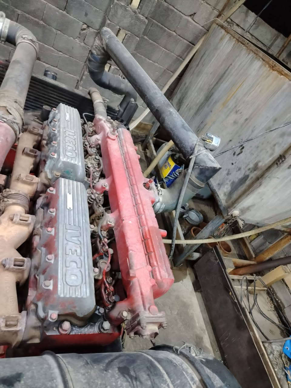 السلام عليكم
متاح افيكو 120 توليد 200 kv بلادي مكينه استندر 
حملي صعد و أريد اكبر منها
شرط الشغل و بس المكينه همات ابيع سعرهن مناسب
مكاني كربلاء طوريج ***********
