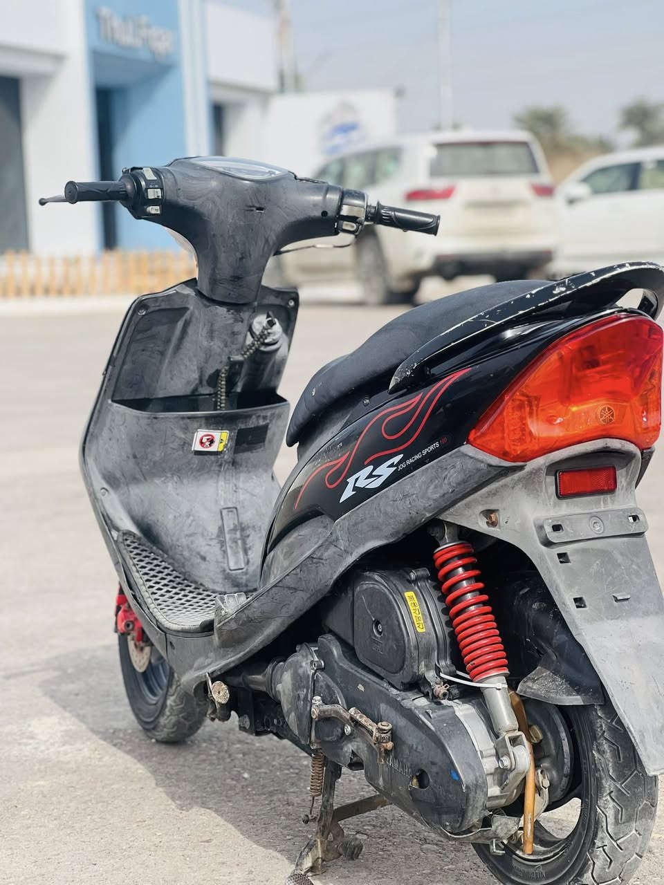 سلام عليكم دراجة عدلة120ختم واحد وملحه احله من صوره مكاني شهداء البياع سعر650وبيه مجال هـ***********
