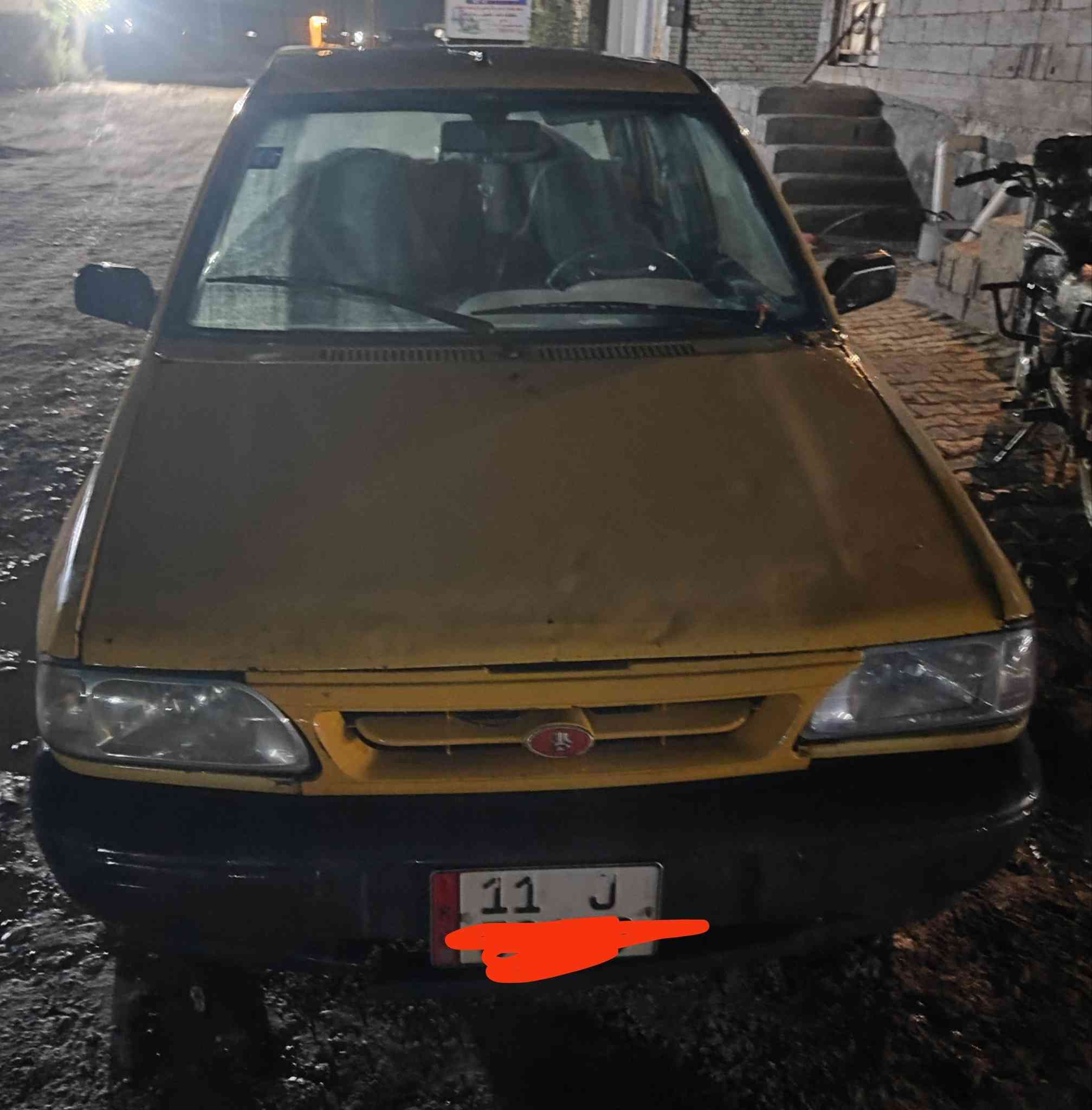 سلام وعليكم سايبه البيع موديل 2014 معمره شواصي حاليه بيه بس خشم سلف خارط السياره كير ومحرك نعمه السعر 19ورقه الشراي ينتصل مكلف بل نشر ***********
