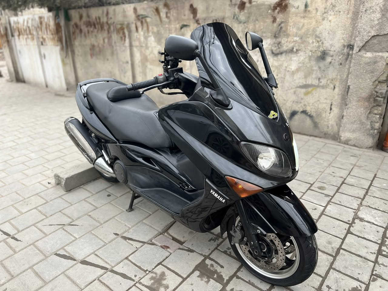 سلام عليكم 
تي ماكس بلاك 2008كفاله 
 دراجه بيه كلج رياضي قايش رياضي
 عله وضع الشركه السعر خاص او اتصل
***********الامين الثانيه
