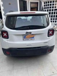 جيب رنجيد2018 محرك 2400 كير ومحرك مكفولات  مواصفات فول فول عدا فتحه  و...