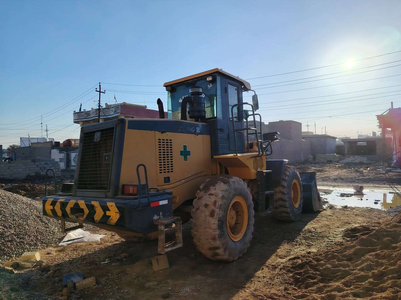 السلام عليكم شفل للبيع ZLحجم 40موديل ٢٠١٣ رقم بغداد مشروع وطني سنويه لل ٢٨تحويل مباشر تخم تاير محرك لاصرف ولابخار كير جديد بريك جديد مكينه جاهزه من كل النواحي كبل للشغل السعر (310)وبيه مجال مكان بغداد للستفسار (***********)
