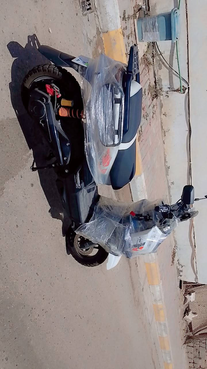 ماطور للبيع النوعيه اباجي بطاريه لثيوم جديد استخدام شهر واحد فقط السعر مليون و200وبيه مجال العنوان التأميم ***********
