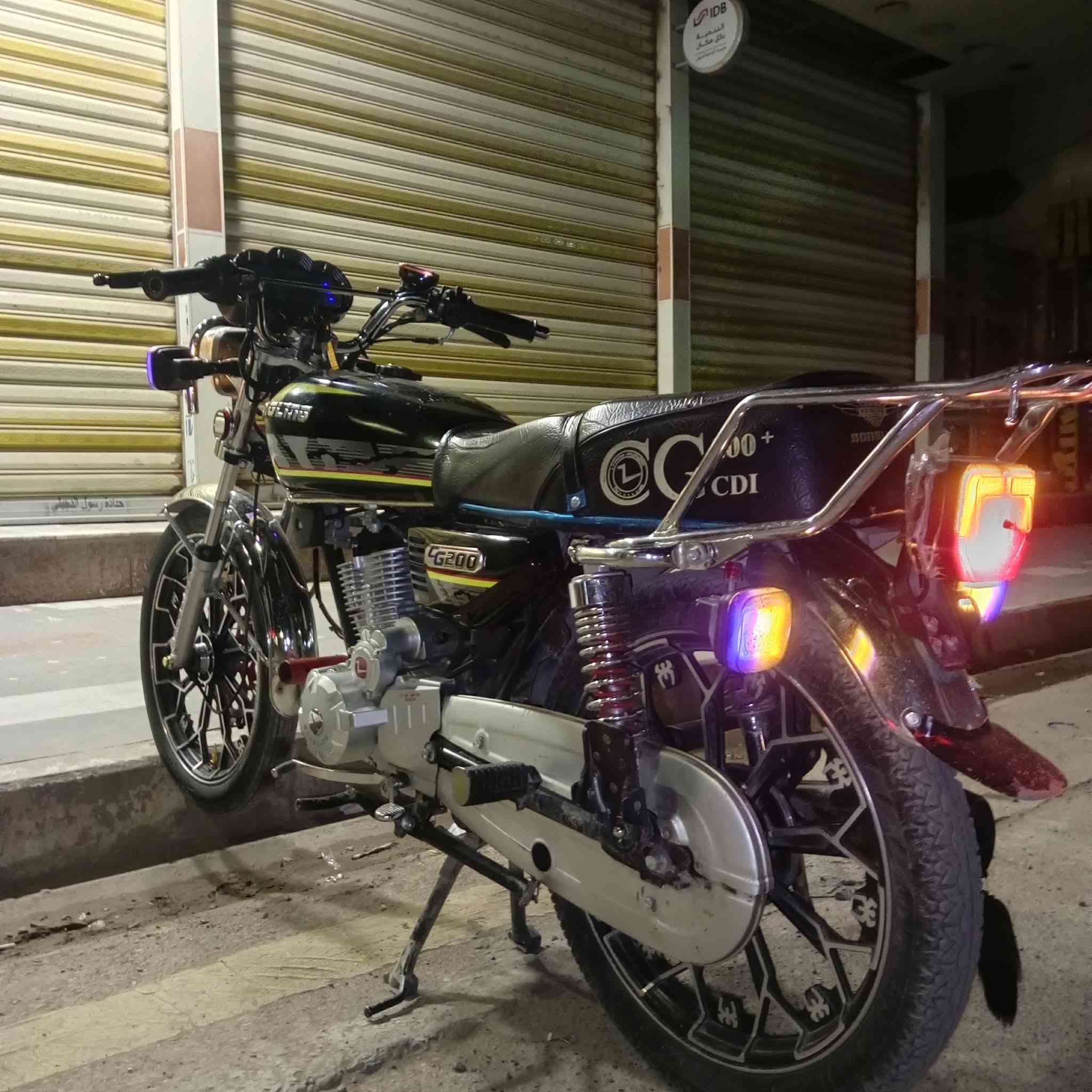 السلام عليكم البيع درجه مديل 24
محرك 200 اوراق سعر درجه 825 وبي مجال
 الطيبين الحب يتصل هاذه رقمي ***********
