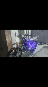 السلام عليكم ماطور خمسة كير موديل 2023 محرك مامفتوح كبس منفيس أوراق كامل كهربائيات كلها شغال سلف لايت اشاير تايرات جدد ماطور نضيف مابي أي نقص السعر 450 ألف مكاني كركوك ***********
