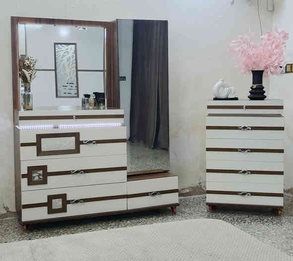 غرفة تركيه للبيع نضيفه جدآ هيدروليك 
قويه تكمه كلش أناره بالغرفة اريد ابيعها
لغرض الأنتقال للأستفار خاص أو وأتساب
سعر مناسب جدآ 
***********
