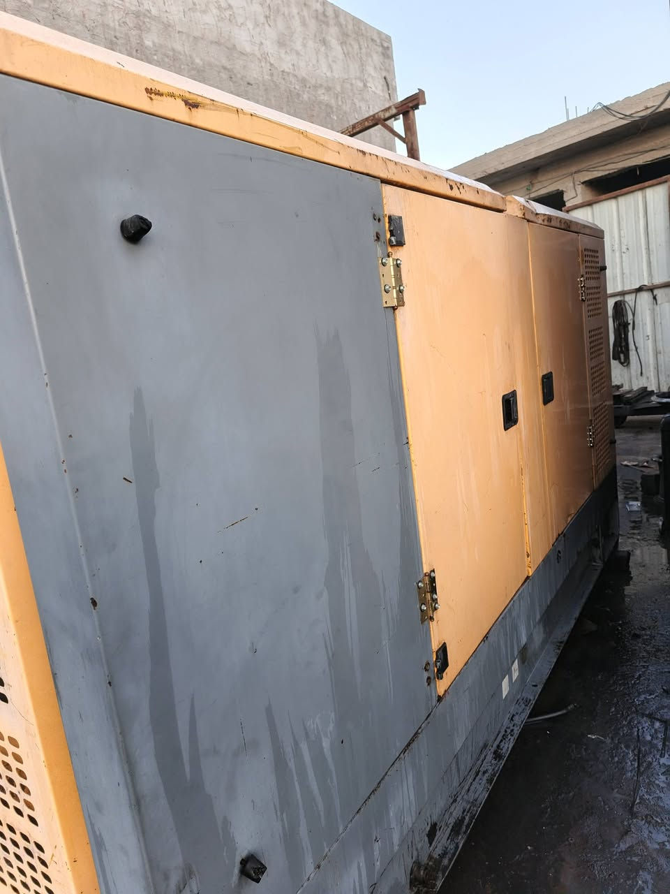 السلام عليكم مولده كمنز 102 أمريكي موصيني توليد 150كيفي بلادي  شرط لاتنقيص ولاتبخير كرنك ستندر جاهزه الاخير العنوان التاجي السعر ٣٩ ورقه ***********
