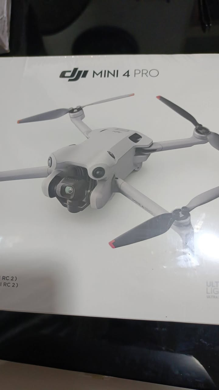 ابيع للمصورين فقط البياع شراي ليدخل خاص منشوري ميفيدك هاي اول شي وثاني شي لتكسر بحلال العالم اذا انته جيبك فارغ وثالث شي لتكوم تنطي سعر من يمك واذا تنطي سعر روح جيبلي وحده مثلها تمام 
مني 3كومبو جديد غير مستخدم سمارت سعرها.  مليون وربع 

مني 4 برو كومبو جديد غير مستخدم سعرها مليون و600
اصدار سنه 2025 دخول العراق شهر ال10

اكو عالم اتكول المني فايف جديد بمليون و500 اذا اكو هيج مني فايف اريد 10قطع جديد بلاص اذا متصير زحمه 
واتمنى كلامي ميضوجكم 
ونسيت فقره اخيره واعيدها البياع شراي ليدخل خاص 
مكاني بغداد الحرية  للاتصال 

***********
