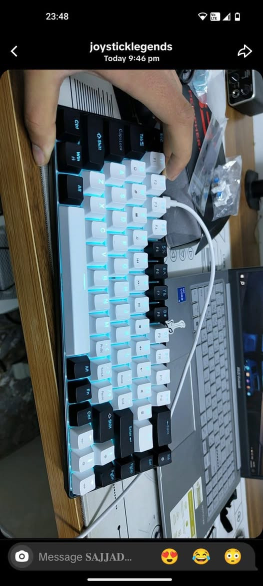 25 الف كلهن وتوصيل مجاني ***********
كيبورد ميكانيكي 
وماوس شركه زيو
