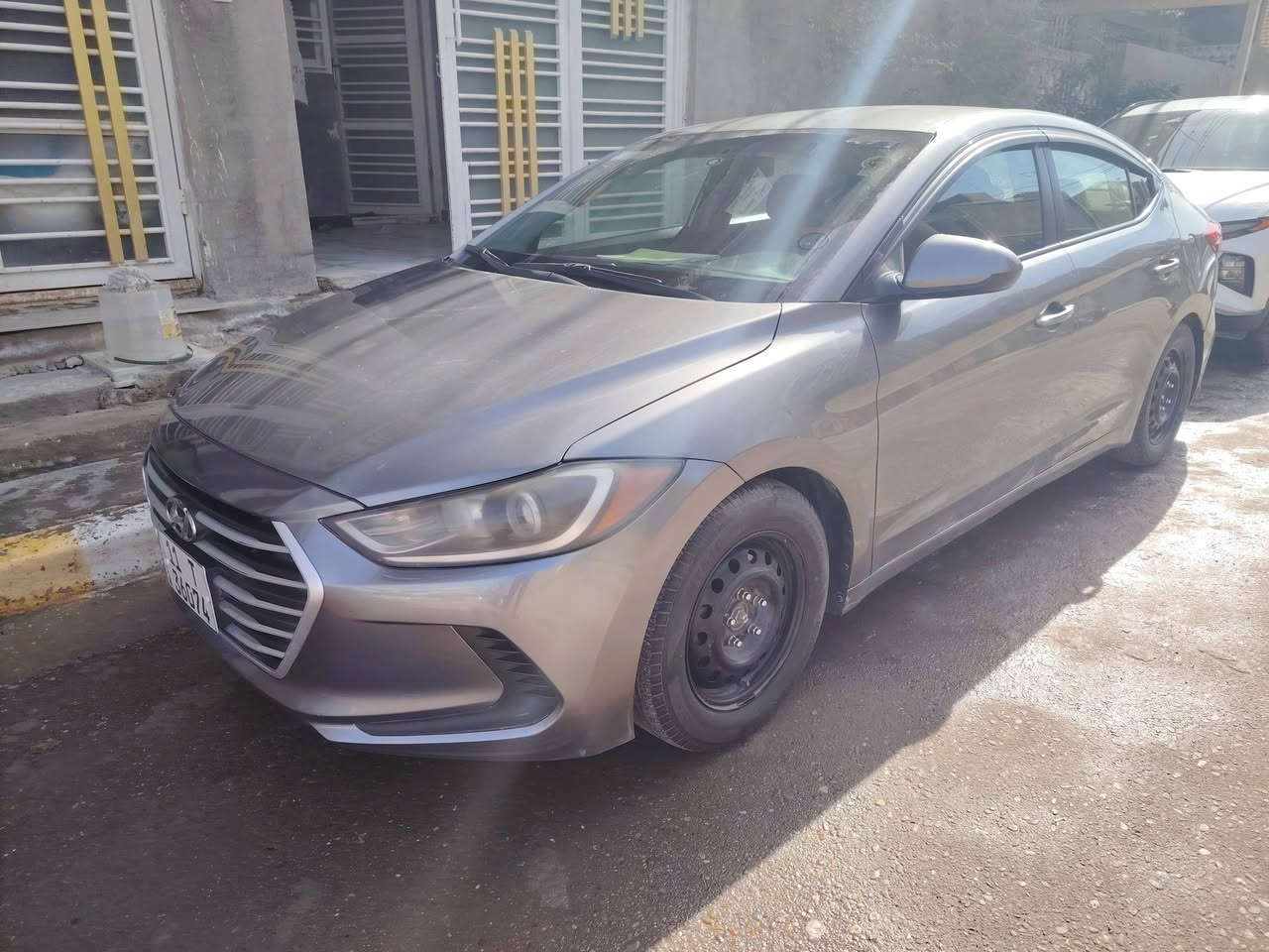 الانترا ٢٠١٨ بغداد سعر ١٠٠ مكان السياره بغداد *********** بيه صيغ اكفل كير ومحرك وشواصي والغود وتكم
