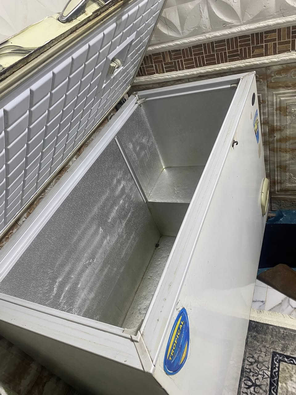 مجمده للبيع شغاله عالفحص كولشي مابيها مكاني حله سعرها 75
***********مامتواجده عالنت
