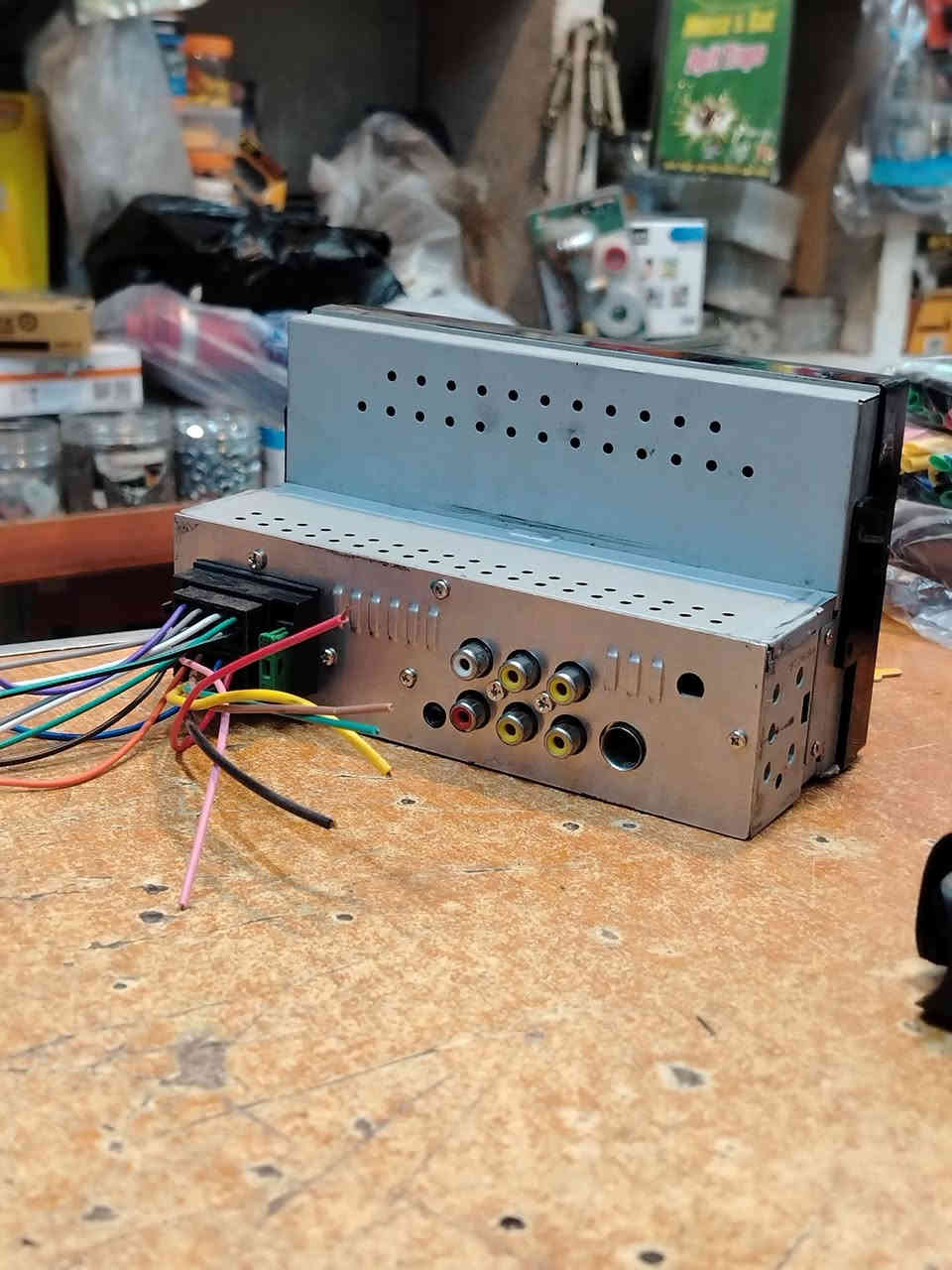 شاشه سياره  بلوتوث 
شرط شغاله 
السعر : 14.000
***********
مكاني موصل حي البكر
يوجد توصيل لجميع المحافظات العراق
