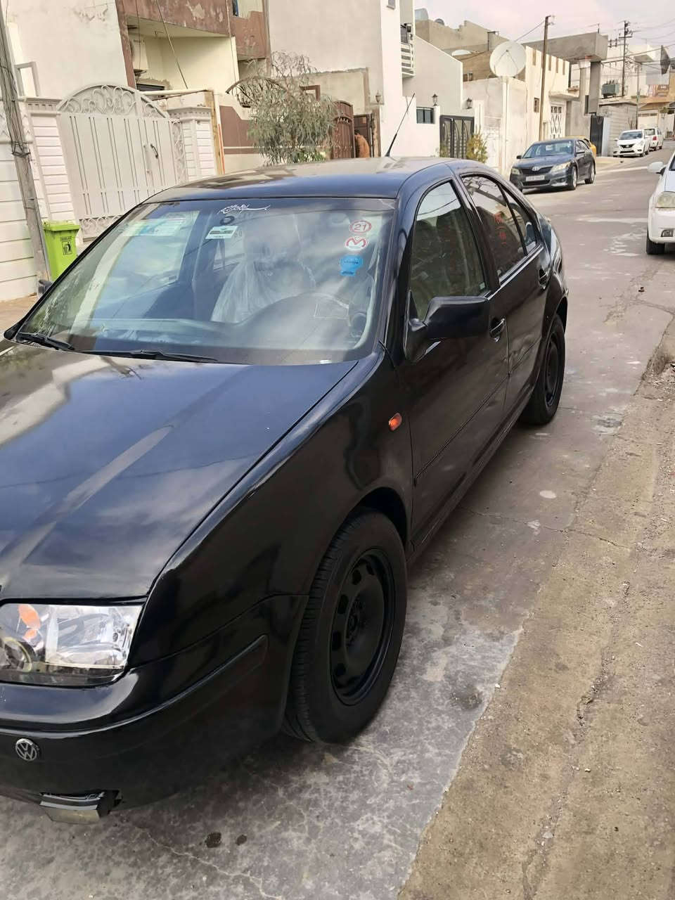 كولف موديل 2002 كير اوتوماتيك رقم كركوك عنده بطاقه بنزين كهرباء كله شغل بشرط شرط تحويل وغرامات سياره بدون ضرررر  مكان سياره كركوك رقم موبايل *********** وعل واتساب
