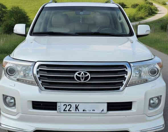 لاندكروز 2012 بريم مكفولة من الصبغ رقم اربيل بأسمي محرك ٦ سعرها ٣٦٥ وبيها مجال بسيط حك الجية مكانها ديوانية للأستفسار الاتصال على الرقم 
*********** ديوانية
