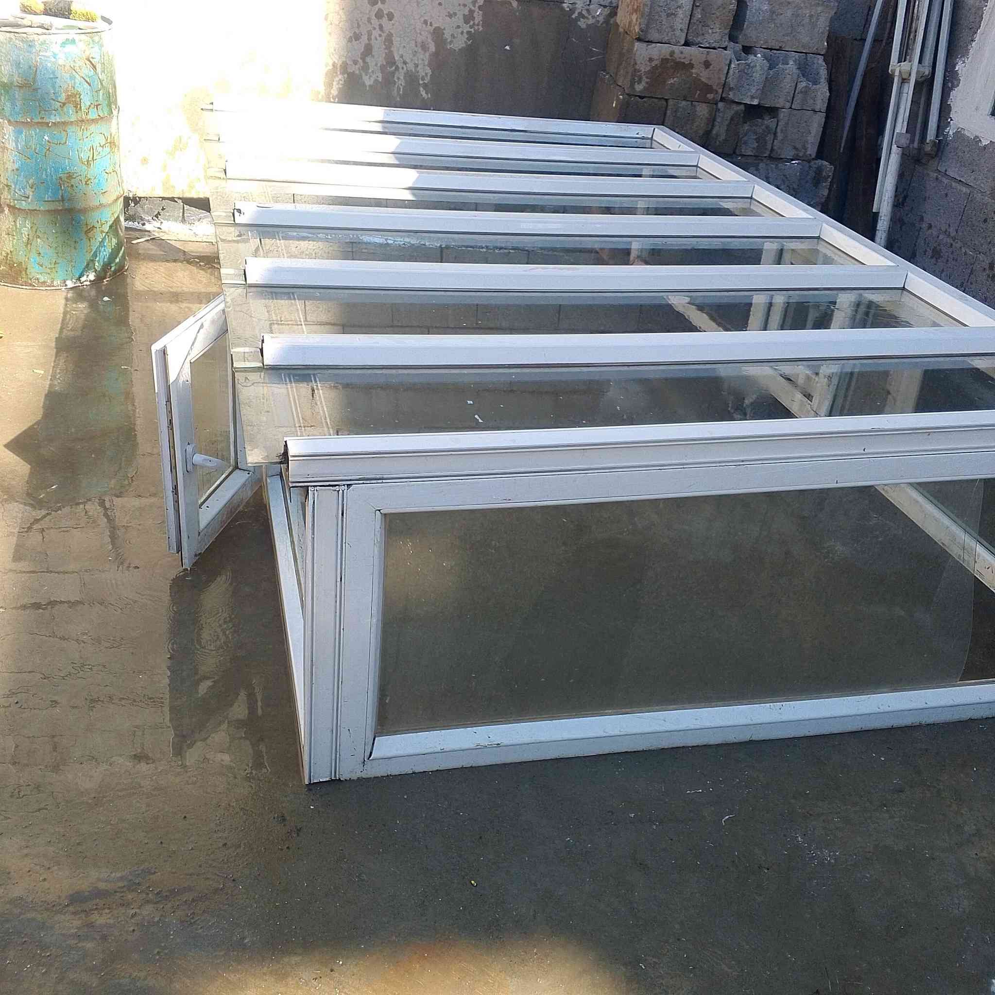 كلاورؤزنة بيعيب كامل شوشةى بيوةية
***********
