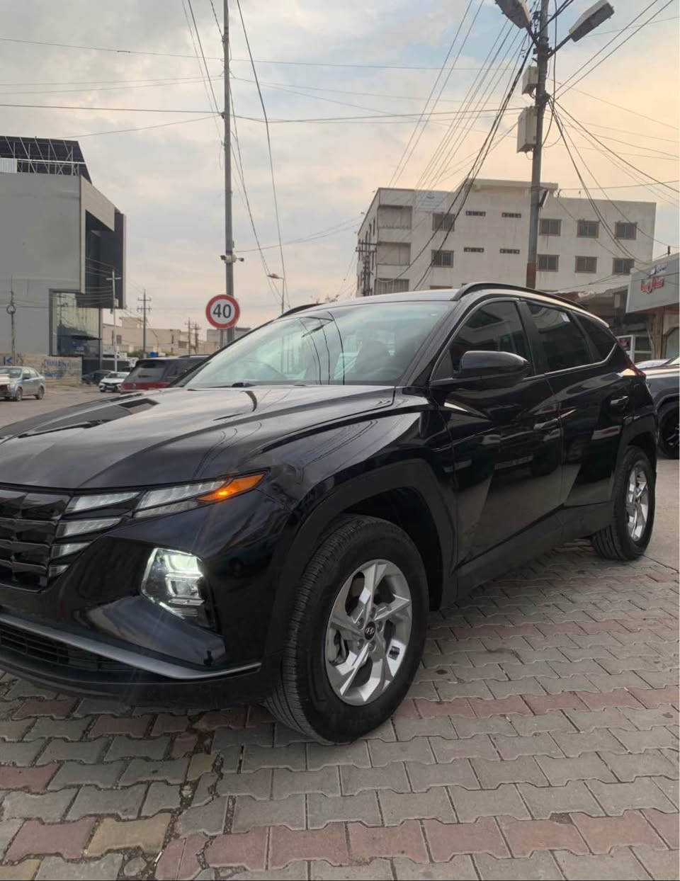 ‏‎سلام عليكم 
رقم اربيل جاهز
شغال
‏‎هيونداي توكسون 2024 للبيع
‏‎سيارة مواصفات SEL بدون فتحة 
كشن هيتر‎
فورويل AWD
‏‎مكينة اربعة سلندر حجم 2.5L 
‏‎ماشي فقط 14الف مايل
‏‎محرك كير كهربائيات اكسل تبريد كلشي بشرط
‏‎سيارة ضررها خفيغ بونيت ونص باب خلف سايق صبغ
ايرباك ستيرن سيستم بلادى 
‏‎شاوصي دواخل بطانة سليم 
‏‎صور حادث بالمنشور 
‏‎سيارة  رقم اربيل بإسمى 
تحويل وكالة نفس اليوم بشرط 
‏‎سيارة نظيفة وحلوة بدون نواقص 
‏‎سعر مناسب  170 وبيها مجال بسيط
‏‎عنوان اربيل 
‏‎للاستفسار اكثر ***********] واتساب الحمدانية, نينوى
