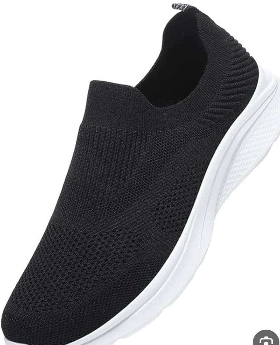 اسكترات فيتنامي اصلي نسائي ارتفاع عالي وسعر خاص ينقطعه على عشره العنوان الرمادي شارع 20 يوجد لدينا توصيل رقم الهاتف***********
