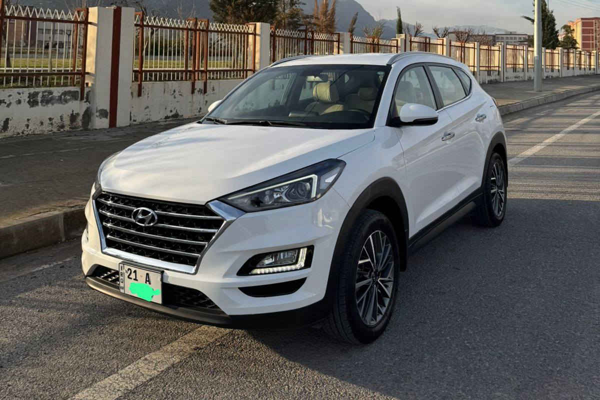 هیۆندای توکسۆن 2019 خلیجی 
سەیارەکە زۆر تازە و جوان
 ماوەتەوە 
فول مواسەفاتە و تەنها جڵد
 و پانۆراما نیە 
یەک دەستە و لە سفری شەریکەوە بە خۆمە 
و تەنها دوو پەڵەی سارد پێوەیە
 هیچتری نیە 
110کم هەزار ڕۆشتووە 

سعر لە کۆمێنت داوابکە ڕاستەخۆ بۆت دیت 📩 

گیرومەکینە بەشەرت زۆربەجوانی پاکی ماوە هیچ خەلەلیکی تیدا نییە 

ژمارەی خاوەنی 
***********
