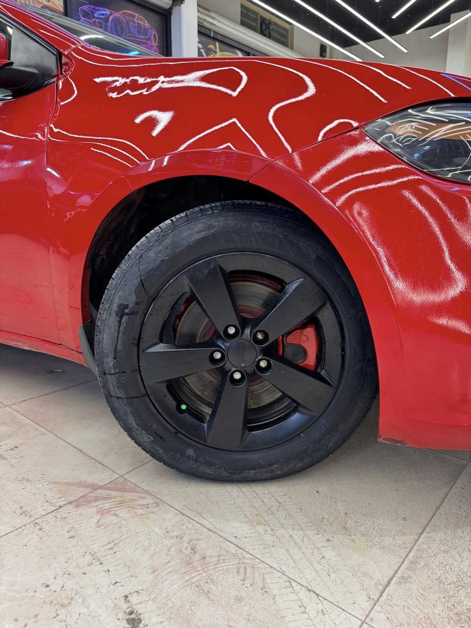 السلام عليكم
دارت 2016 للبيع
محرك 2400 جيدجدا
كير حداديه كهربائية كله تمام
رقم نجف- مكانه بابل 
سياره بيه اربع قطع صبغ ونص
فيتم بم عبوه كامل جديده
سعرها 77$
اتصال او واتساب 
***********
