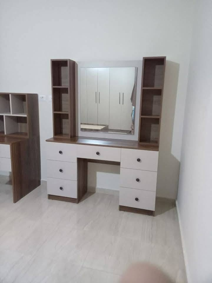 معمل الأثاث الأيطالي في الزبيديه 
عمل جميع الغرف باجود انواع الخشب mdf +hdf
غرف اطفال - غرف شبابي - غرف كبار 
العنوان /واسط قضاء الزبيديه 
خلف محطة الوقود مجاور مدرسة سكينه 
***********
